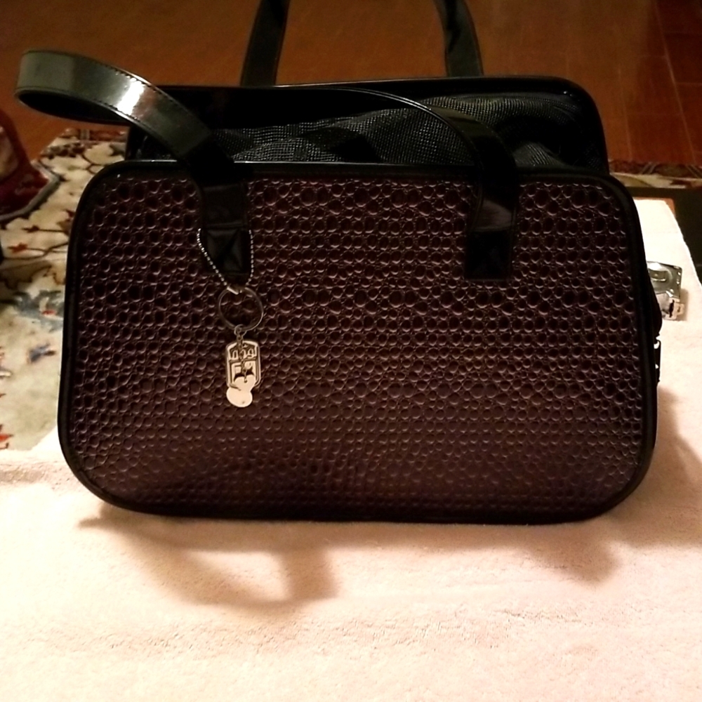 Small dog carrier